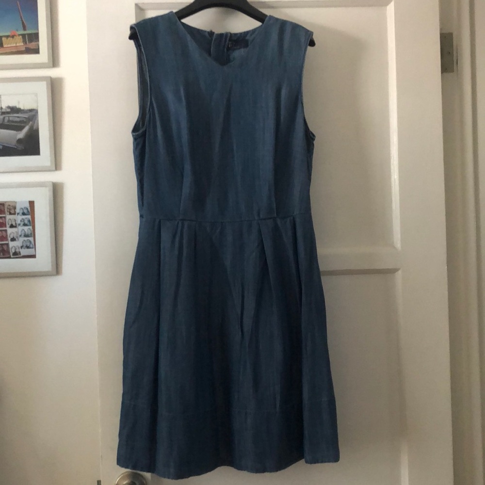 Size 8 Tencel Gap sundress NWT